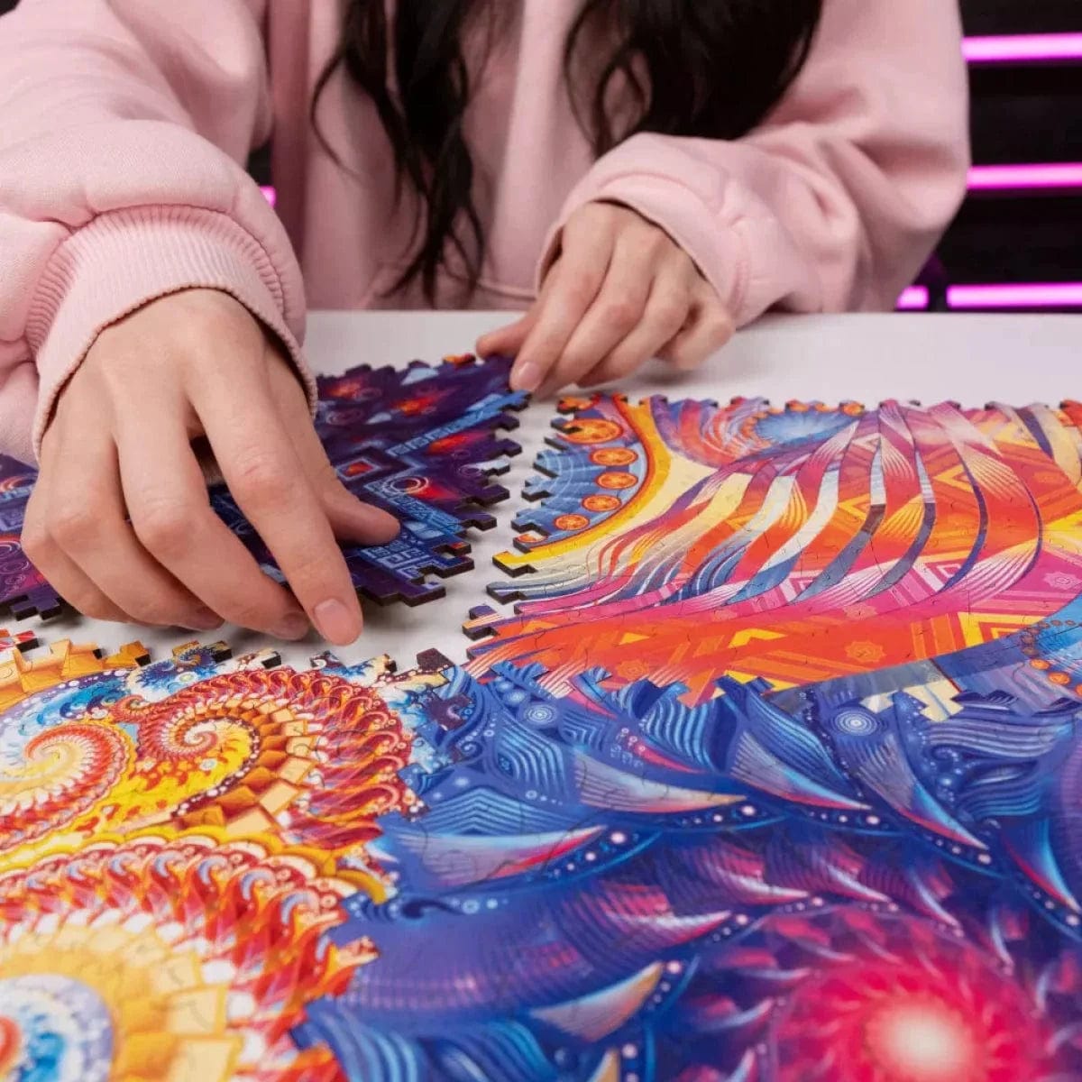 Unidragon Puzzle One Size — 21.7x21.7 cm — 100 pcs Abstraction Neon Geometry